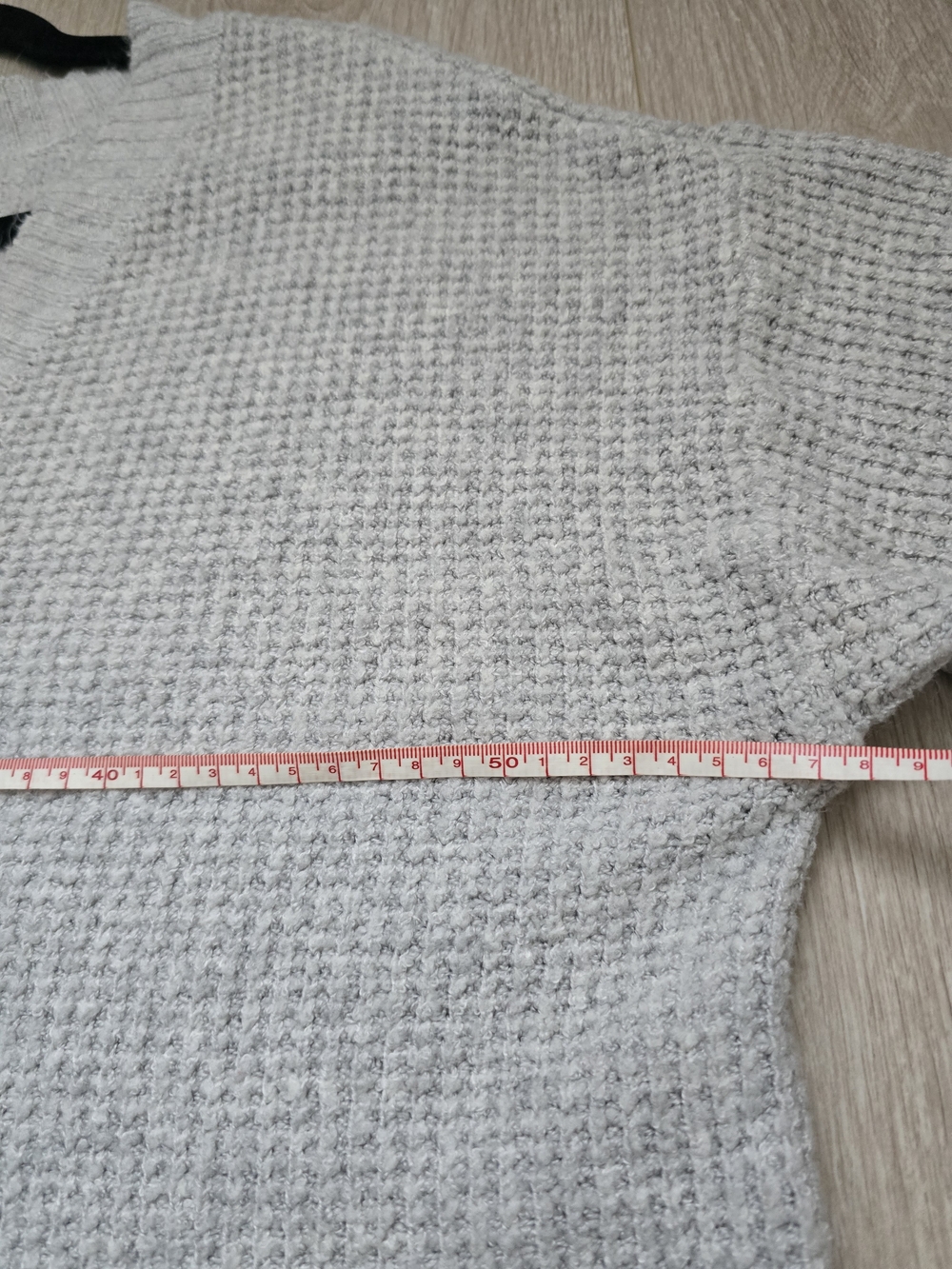 American Eagle Outfitters Light Gray V-Neck Waffle Knit Sweater Oversized M - Picture 7 of 9